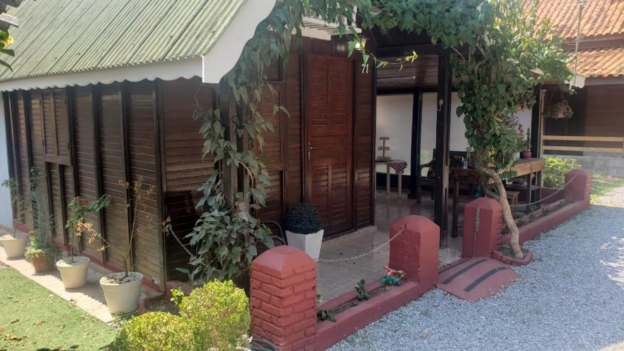 Atibaia Chales Encantador 1, 2 E 3 Luaran gambar