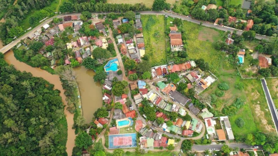 Atibaia Chales Encantador 1, 2 E 3 Luaran gambar