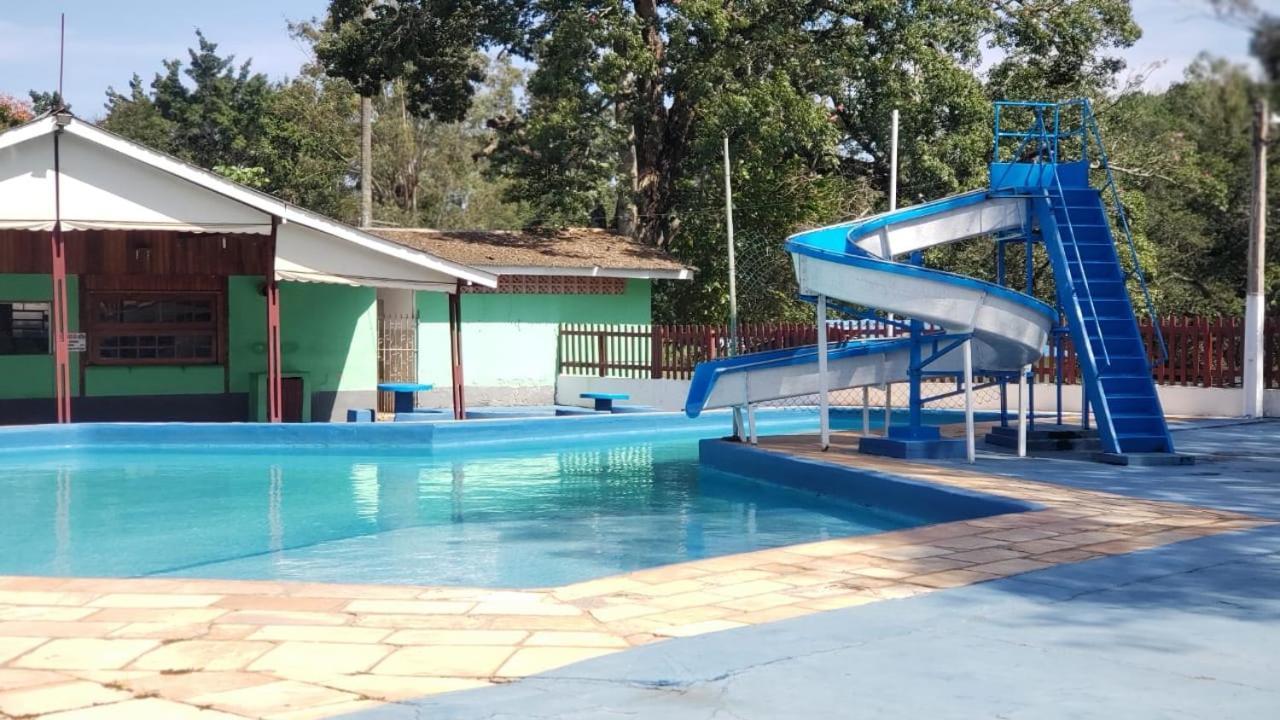 Atibaia Chales Encantador 1, 2 E 3 Luaran gambar